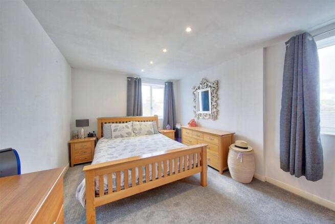 242c_earlsfield_road_image3_14323_4.jpg