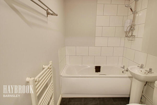 2 bed Apartment for sale Image 7