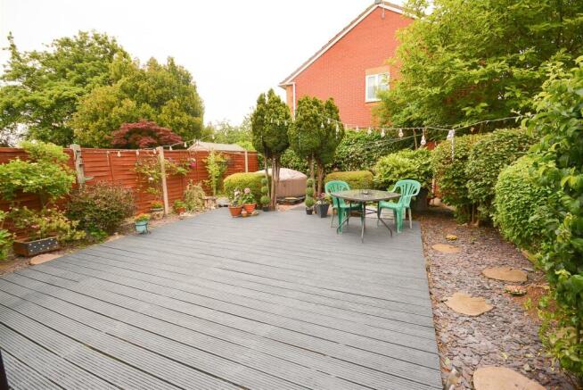 Garden 2.jpg