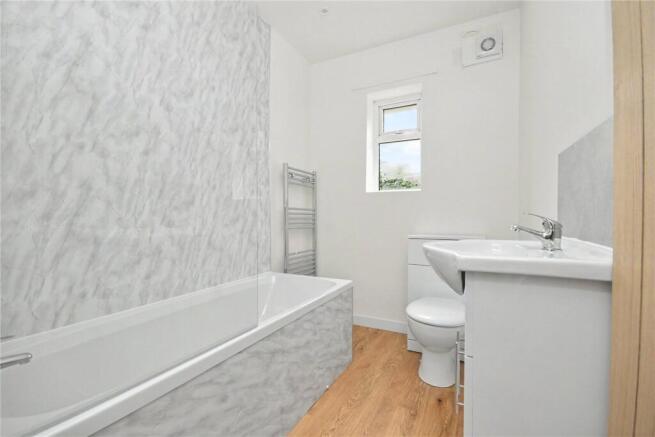 2 bed Apartment for sale Image 6