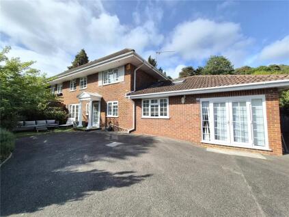 Branksome Wood Road, Bournemouth, Dorset, BH4