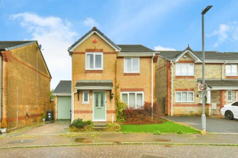Pondfield Road, Latchbrook, Saltash