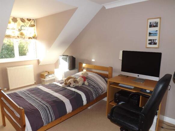 Photo 10
