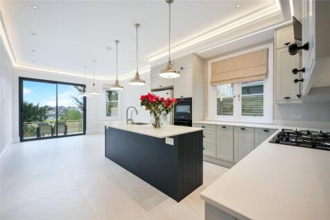 Victoria Road, London, N22