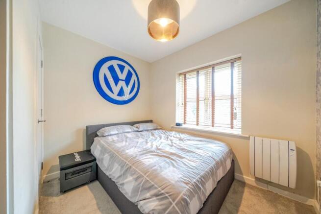 2 bed Apartment to rent Image 6