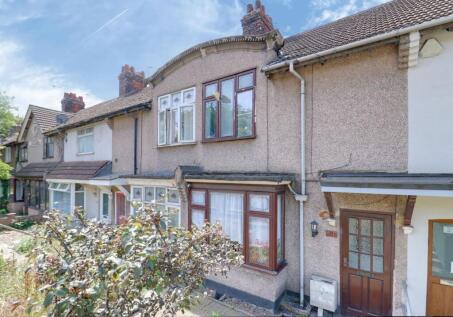 London Road, Purfleet-On-Thames, RM19