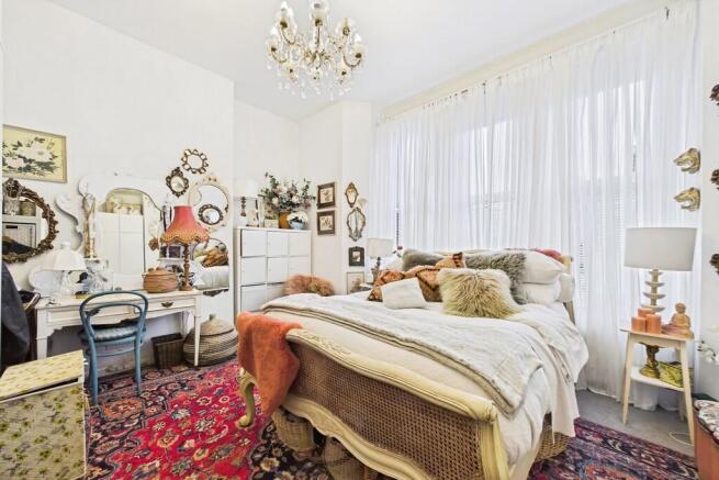 adf344bd-CAM01085...