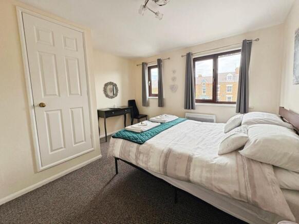 2 bed Terraced for sale Image 12