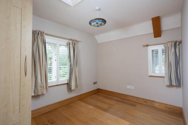 3 bed Detached for sale Image 10