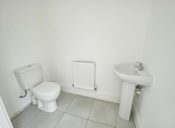 3 bed Town House for sale Image 6