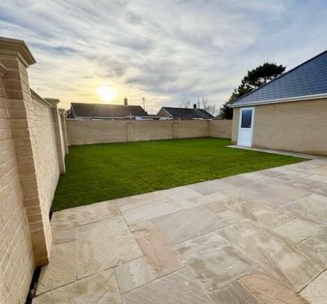 example garden (plot 9 shown)