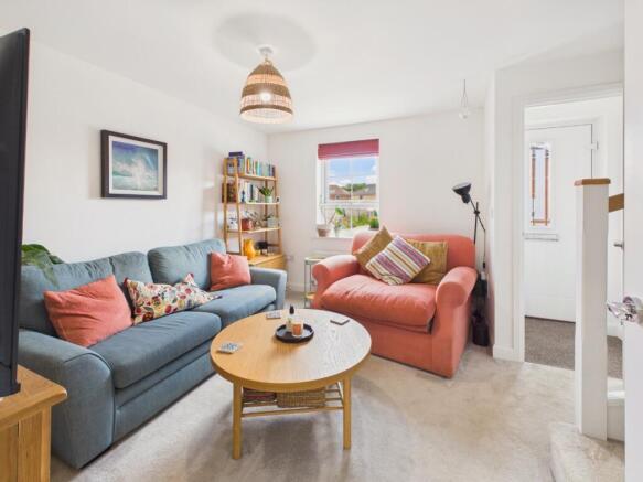 2 bed Semi-Detached for sale Image 5