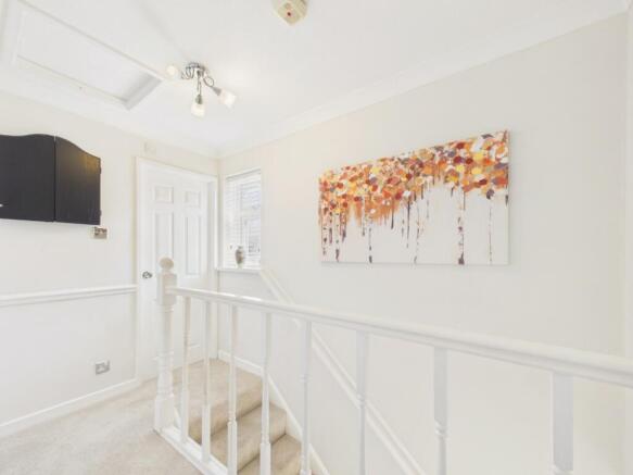 3 bed Semi-Detached for sale Image 10