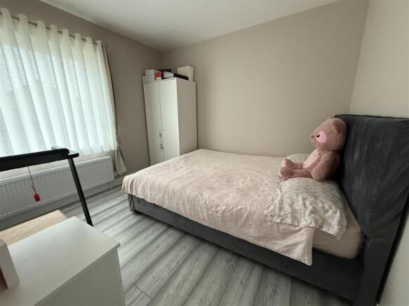 2 bed Semi-Detached for sale Image 11