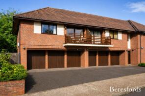 Flat 4, Oakwood Court, Compton Avenue, Romford RM2 6ET