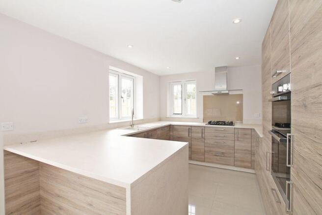 Kitchen/Breakf...