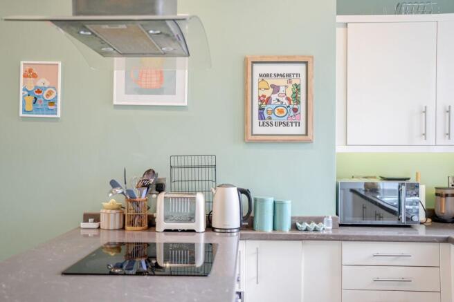 1 bed Flat for sale Image 6