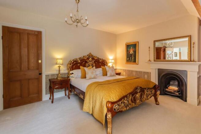 6 bed Country House for sale Image 12