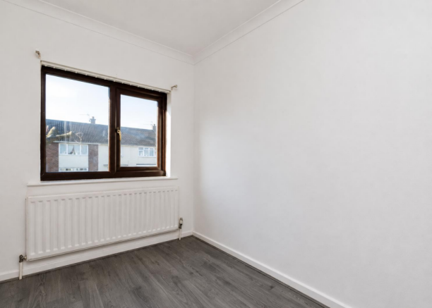 3 bed Terraced for sale Image 8