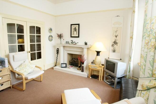 SITTING ROOM
