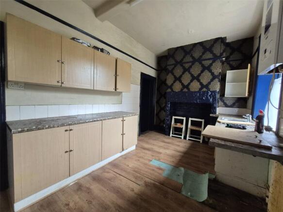 2 bed Terraced for sale Image 4