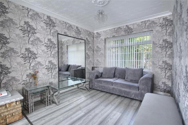 3 bed Semi-Detached for sale Image 5
