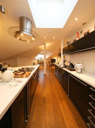 11 Vicarage Mews 212