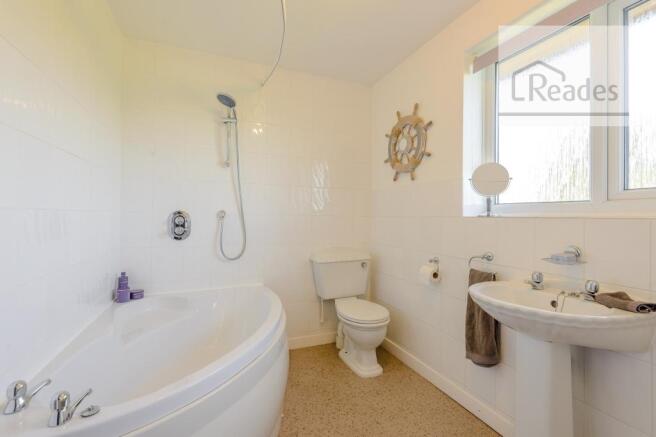 Master en-suite