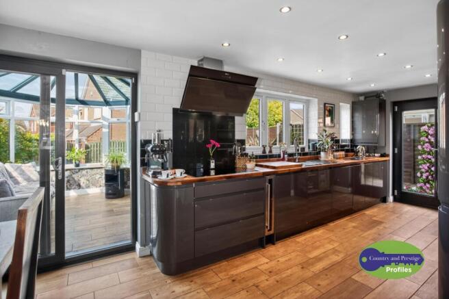 1 Landseer drive 3.jpg