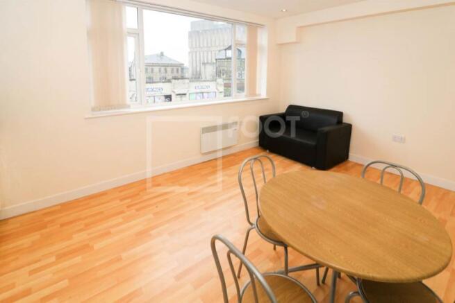 1 bed Apartment to rent Image 7