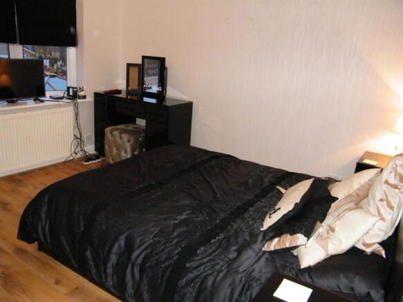 bedroom 2 x1
