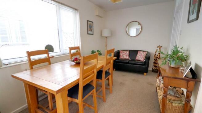 Dining Room.jpg