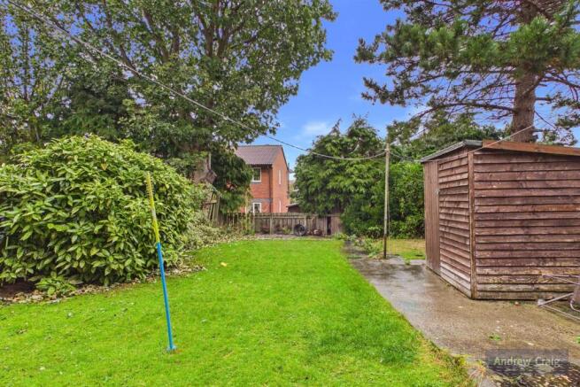 School Approach, South Shields photo 4