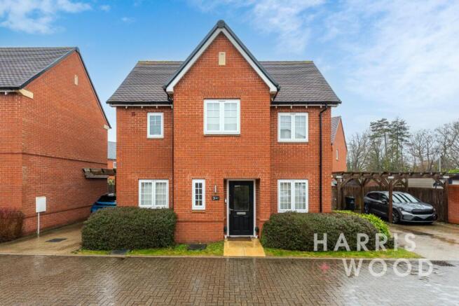 4-bed detached on Oakhouse Close, Colchester, Essex, CO4, £475,000