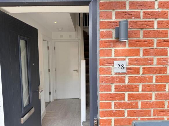 2 bed Town House for sale Image 7