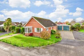 6, Stablefield, Elmer, Bognor Regis PO22 6LD