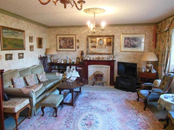 Sitting room a.JPG