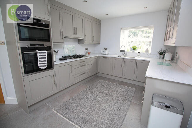 3 bed Detached for sale Image 9
