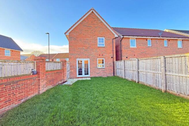3 bed House for sale Image 9
