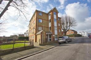 Flat A, Martello Court, Martello Road, Folkestone CT20 1PT