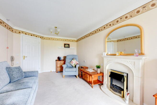 1 bed Apartment for sale Image 8