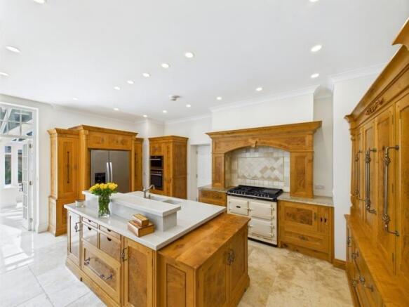 3 bed Detached for sale Image 7