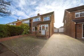 57, Cambria Crescent, Gravesend DA12 4NJ