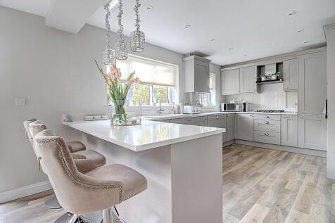 Breadels Field, Basingstoke, RG22