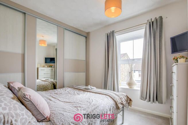 2 bed Terraced for sale Image 10