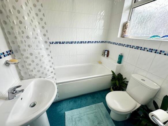 3 bed Semi-Detached for sale Image 10