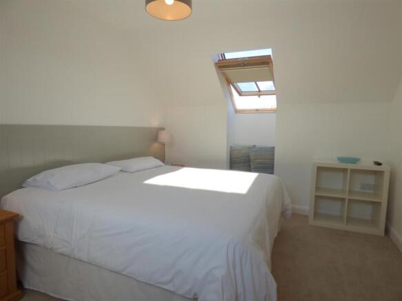 bed1alt1.JPG
