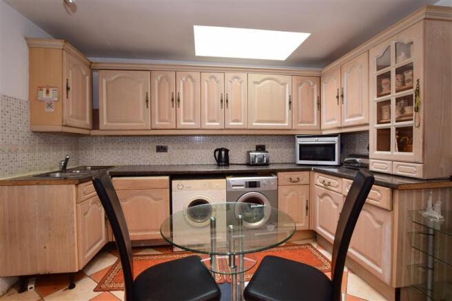 Kitchen/Dining Area