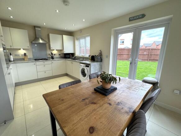 Osprey Drive, Branston, DE14 photo 4