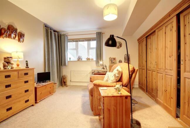 020 bedroom two.jpg